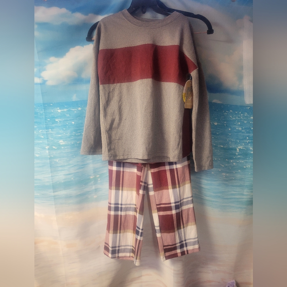 There Abouts NWT Gray & Red 3‎ PC Pajama Set Size XS 6/7